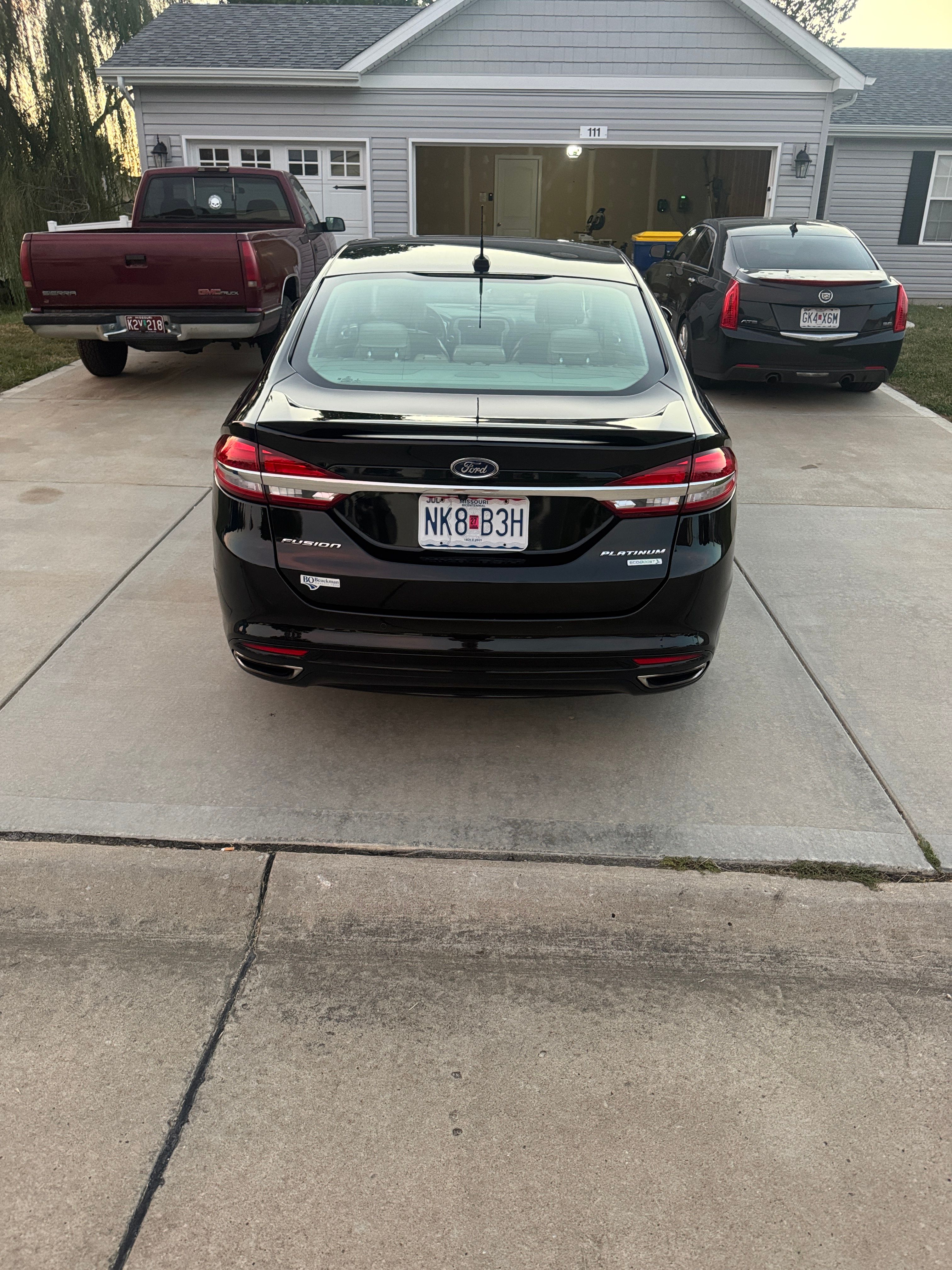 Used 2017 Ford Fusion Platinum FWD image 5