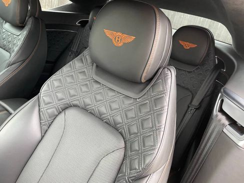 Used 2021 Bentley Continental GT image 8