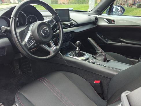 Used 2016 MAZDA MX-5 Miata Club w/ Brembo/BBS Package image 11