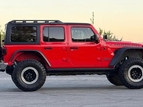 Used 2021 Jeep Wrangler Unlimited Rubicon AWD/4WD image 4