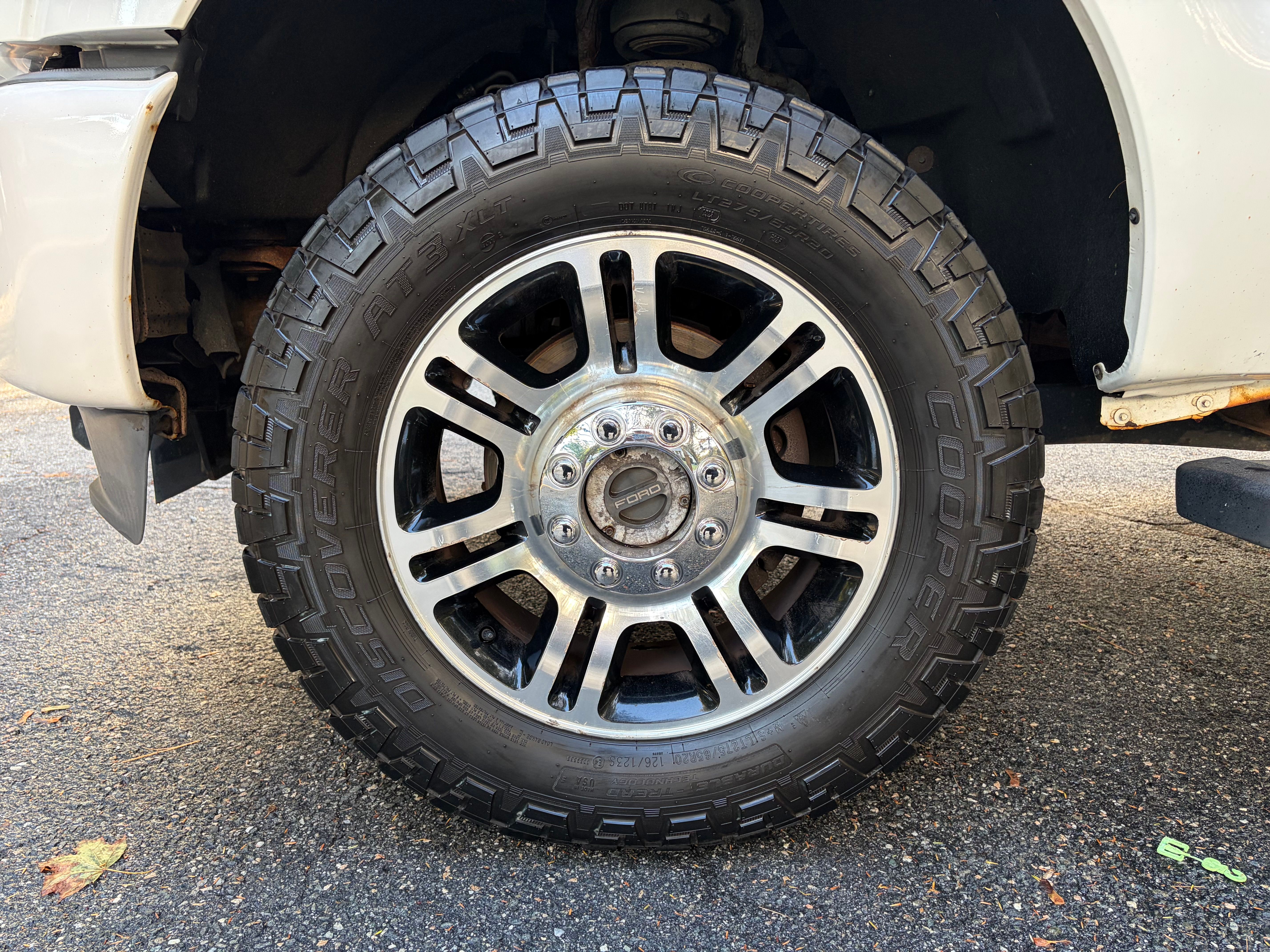 Used 2015 Ford F350 Platinum AWD/4WD image 12