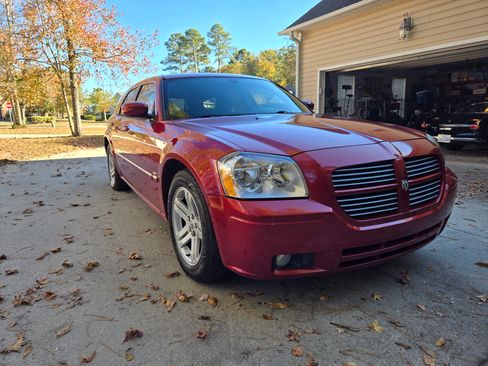 Used 2005 Dodge Magnum R/T w/ Convenience Group II image 4