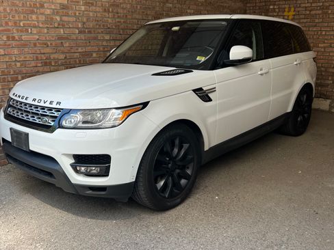 Used 2016 Land Rover Range Rover Sport HSE image 3