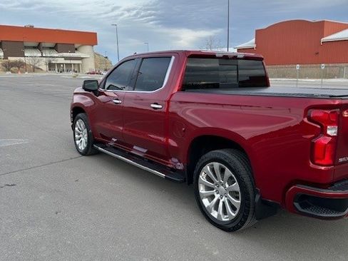Used 2021 Chevrolet Silverado 1500 High Country w/ Technology Package image 9