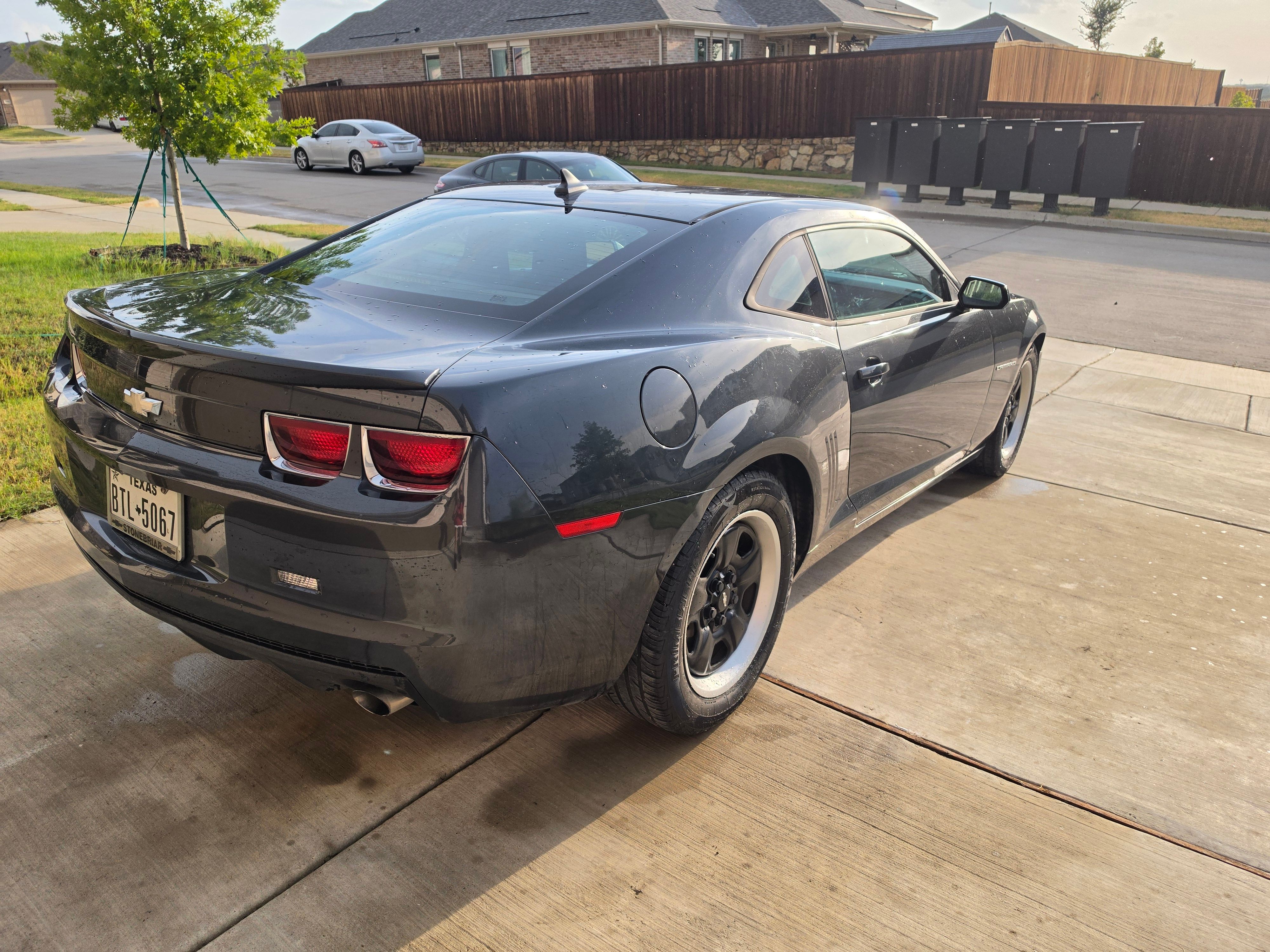 Used 2013 Chevrolet Camaro LS RWD image 19