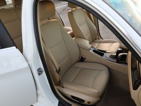 Used 2011 BMW 335d Sedan image 19