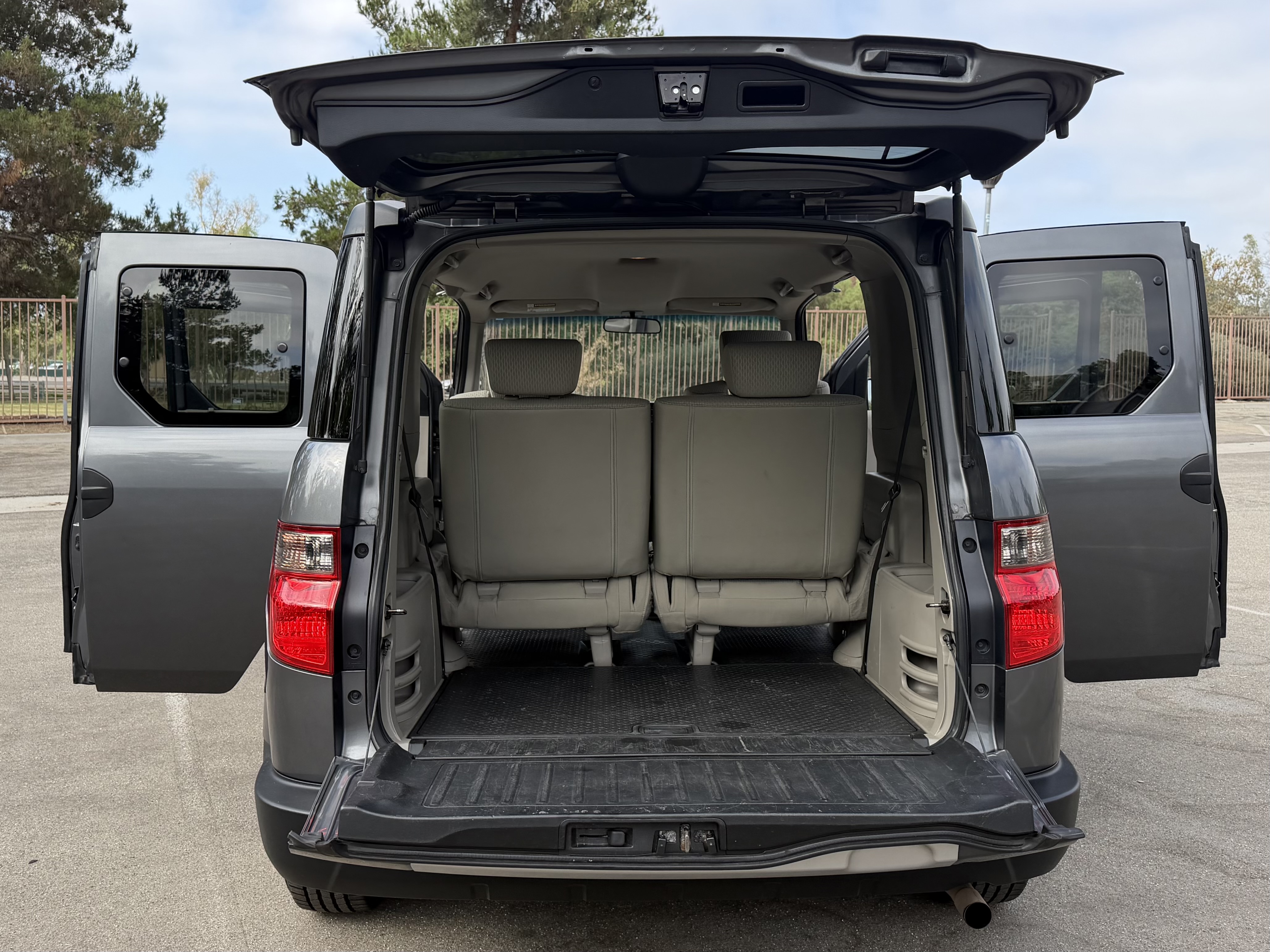 Used 2011 Honda Element LX image 19