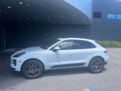 Used 2020 Porsche Macan S image 16