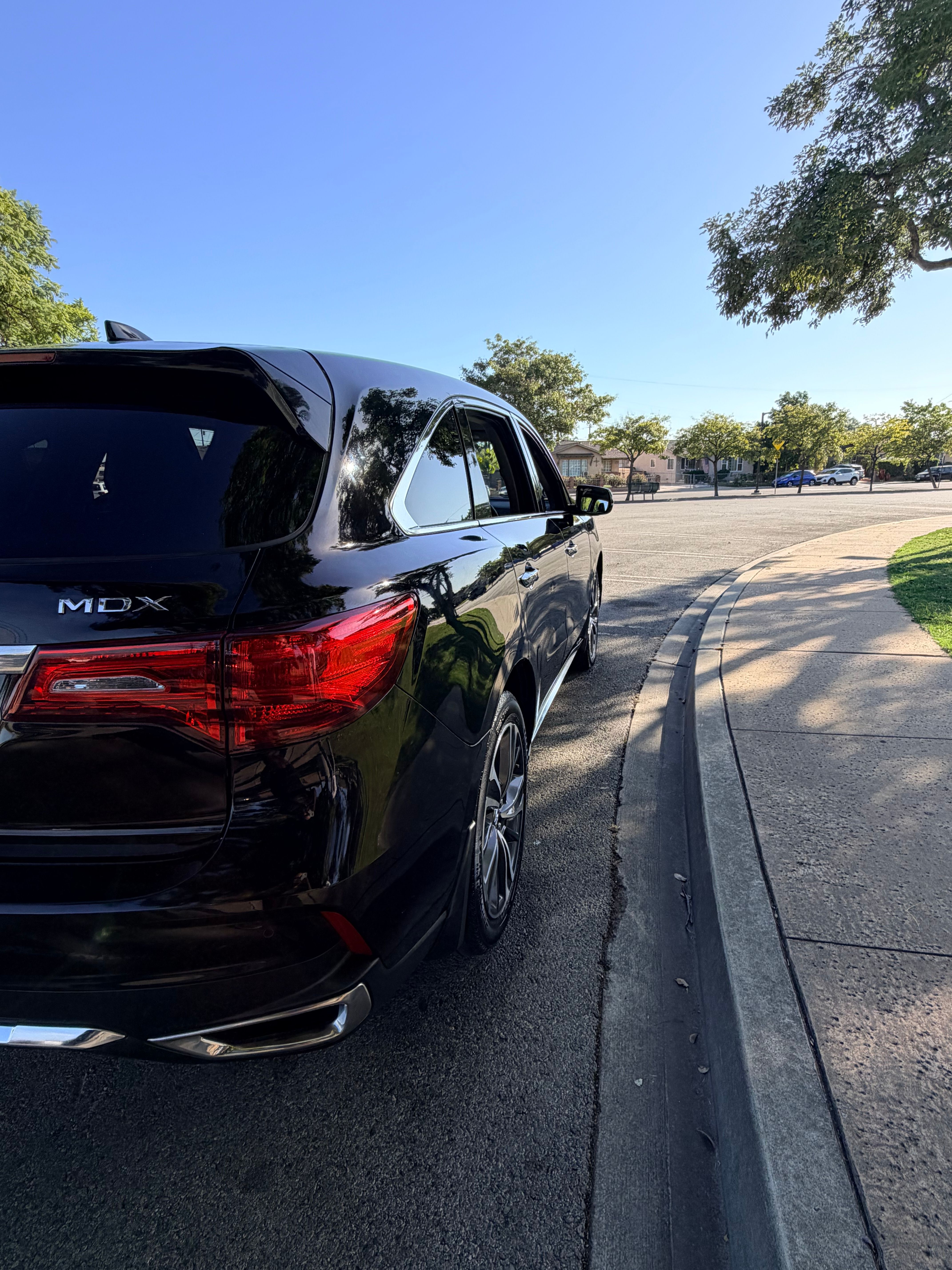 Used 2020 Acura MDX w/ Technology Package FWD image 14