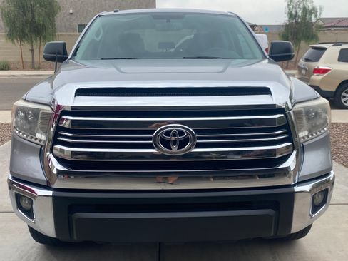Used 2017 Toyota Tundra SR5 w/ TRD Off Road Package image 6