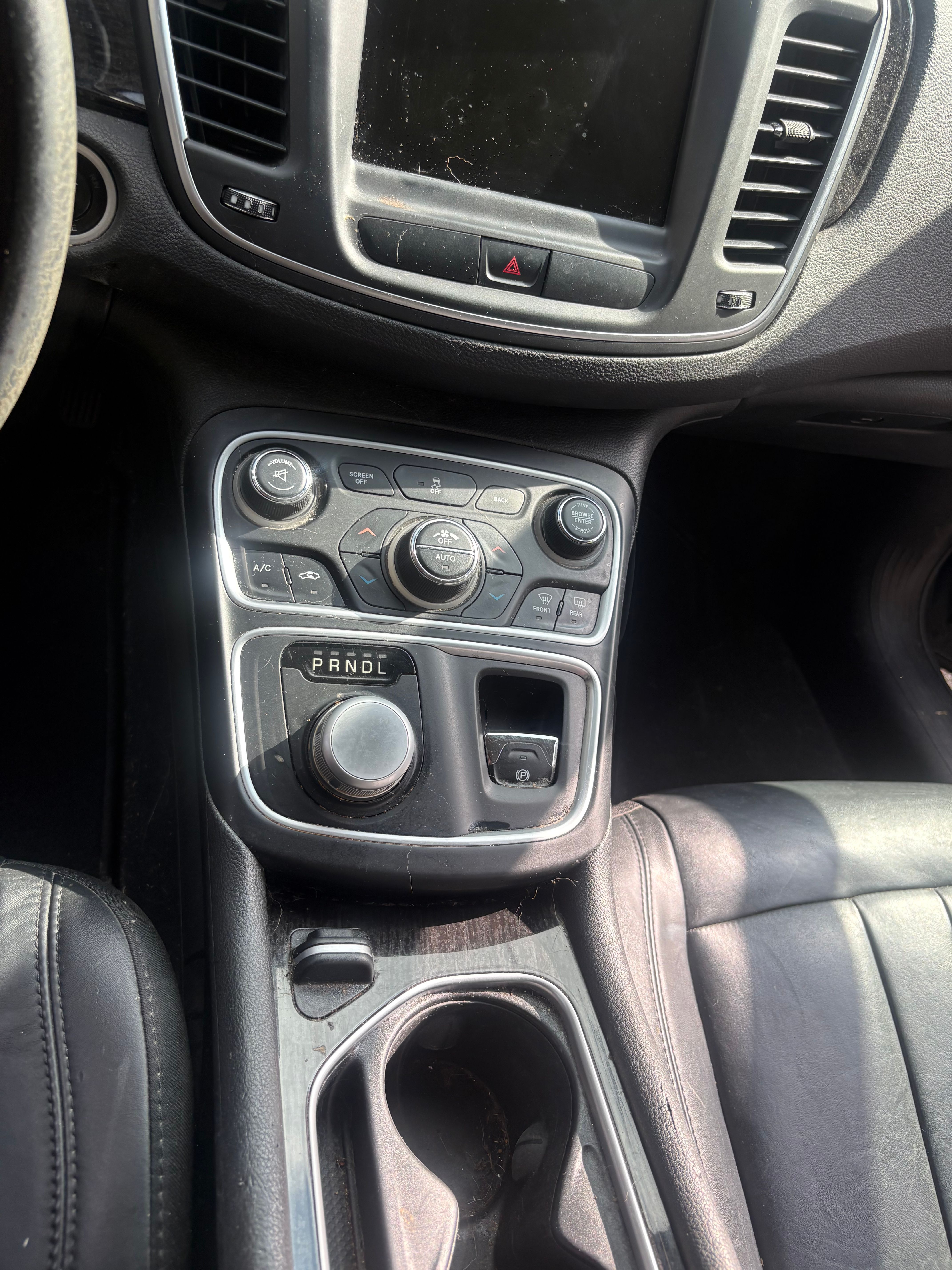 Used 2015 Chrysler 200 C w/ Navigation & Sound Group I FWD image 10