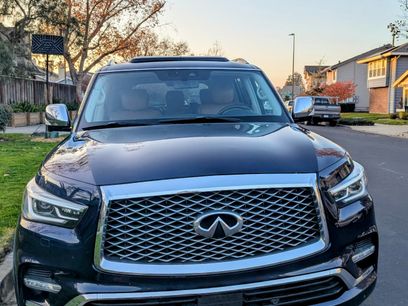 Used 2018 INFINITI QX80 4WD w/ Deluxe Technology Package
