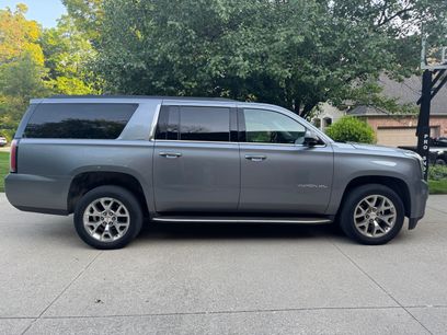 Used 2019 GMC Yukon XL SLT