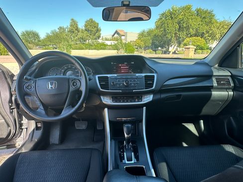 Used 2014 Honda Accord Sport image 8