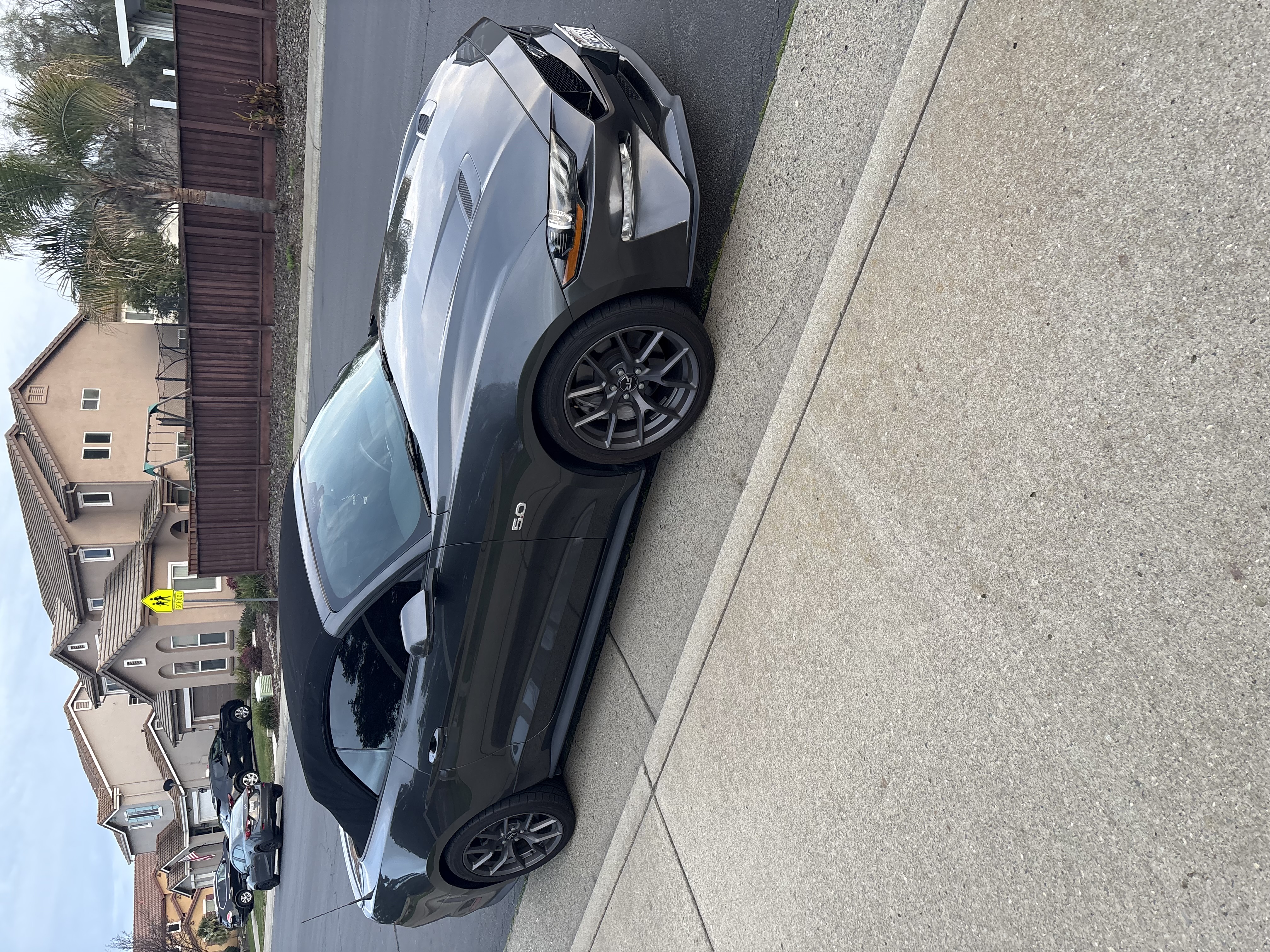 Used 2019 Ford Mustang GT Premium RWD image 4