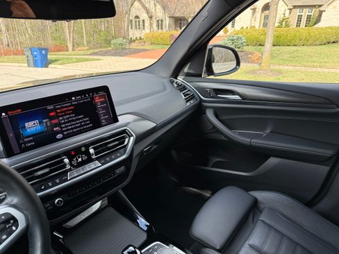 Used 2023 BMW X3 xDrive30i w/ M Sport Package image 17