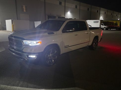 Used 2020 RAM 1500 Limited image 19