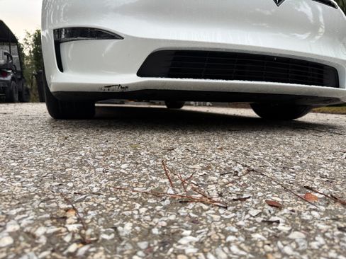 Used 2023 Tesla Model S image 8