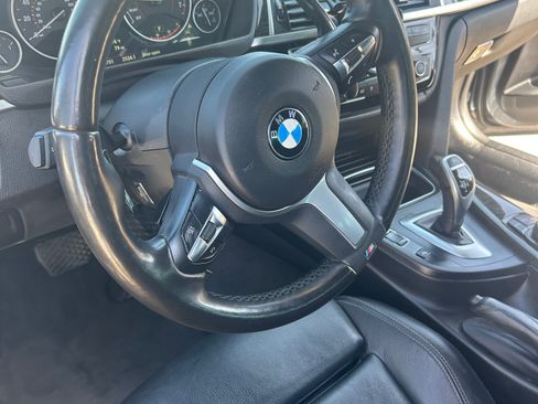 Used 2019 BMW 330i xDrive Wagon w/ M Sport Package AWD/4WD image 16