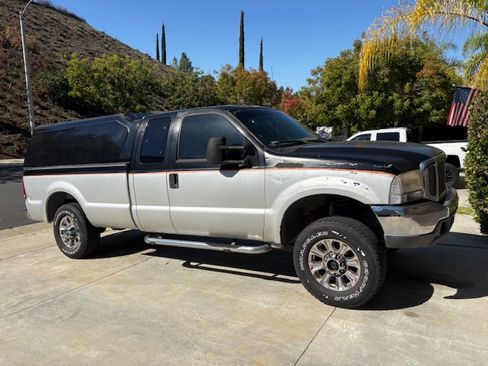 Used 1999 Ford F250 2WD SuperCab Super Duty image 6