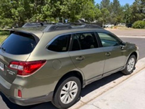 Used 2015 Subaru Outback 2.5i Premium AWD/4WD image 4
