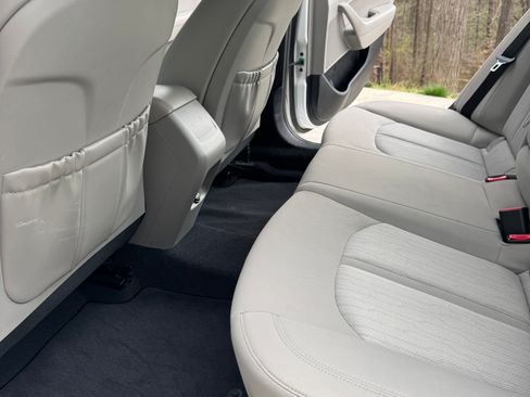 Used 2016 Hyundai Sonata SE image 9