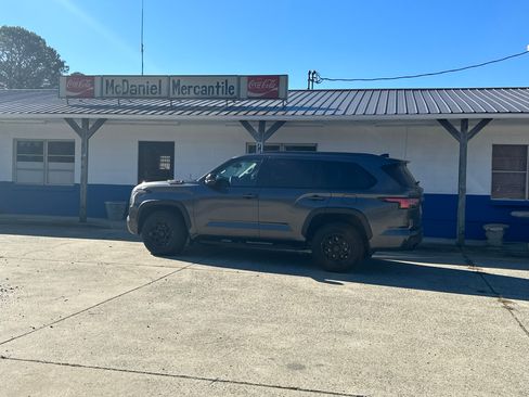 Used 2023 Toyota Sequoia TRD Pro image 1