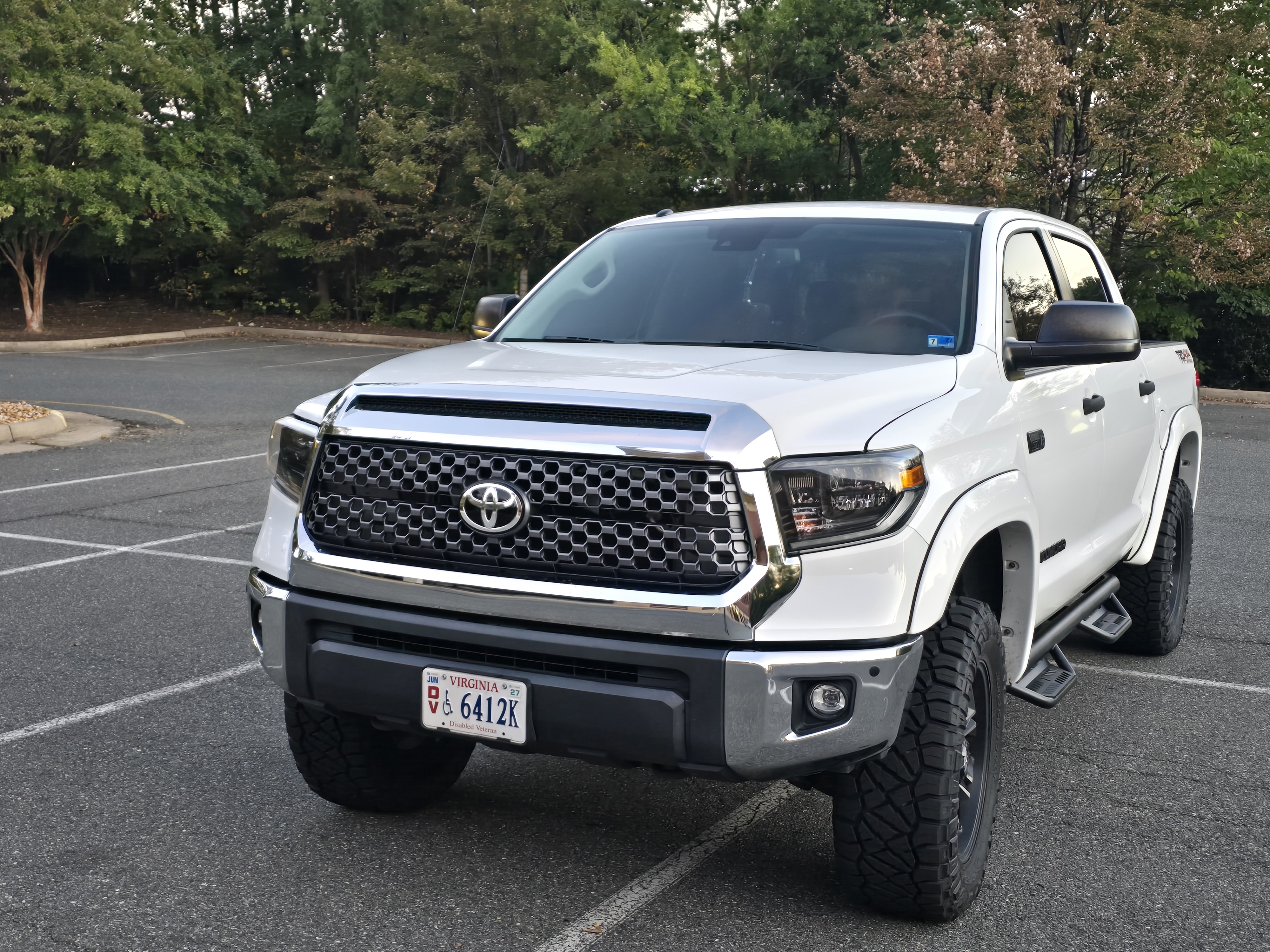 Used 2019 Toyota Tundra SR5 w/ TRD Off Road Package AWD/4WD image 5