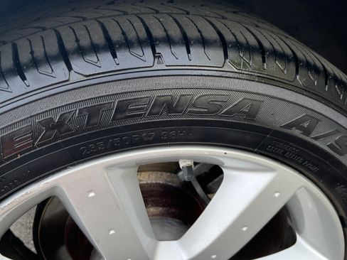 Used 2005 Nissan 350Z Touring RWD image 19