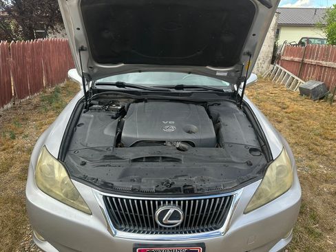 Used 2010 Lexus IS 250 w/ Premium Pkg Value Edition RWD image 16