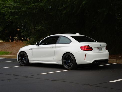 Used 2018 BMW M2 w/ Executive Package RWD image 9