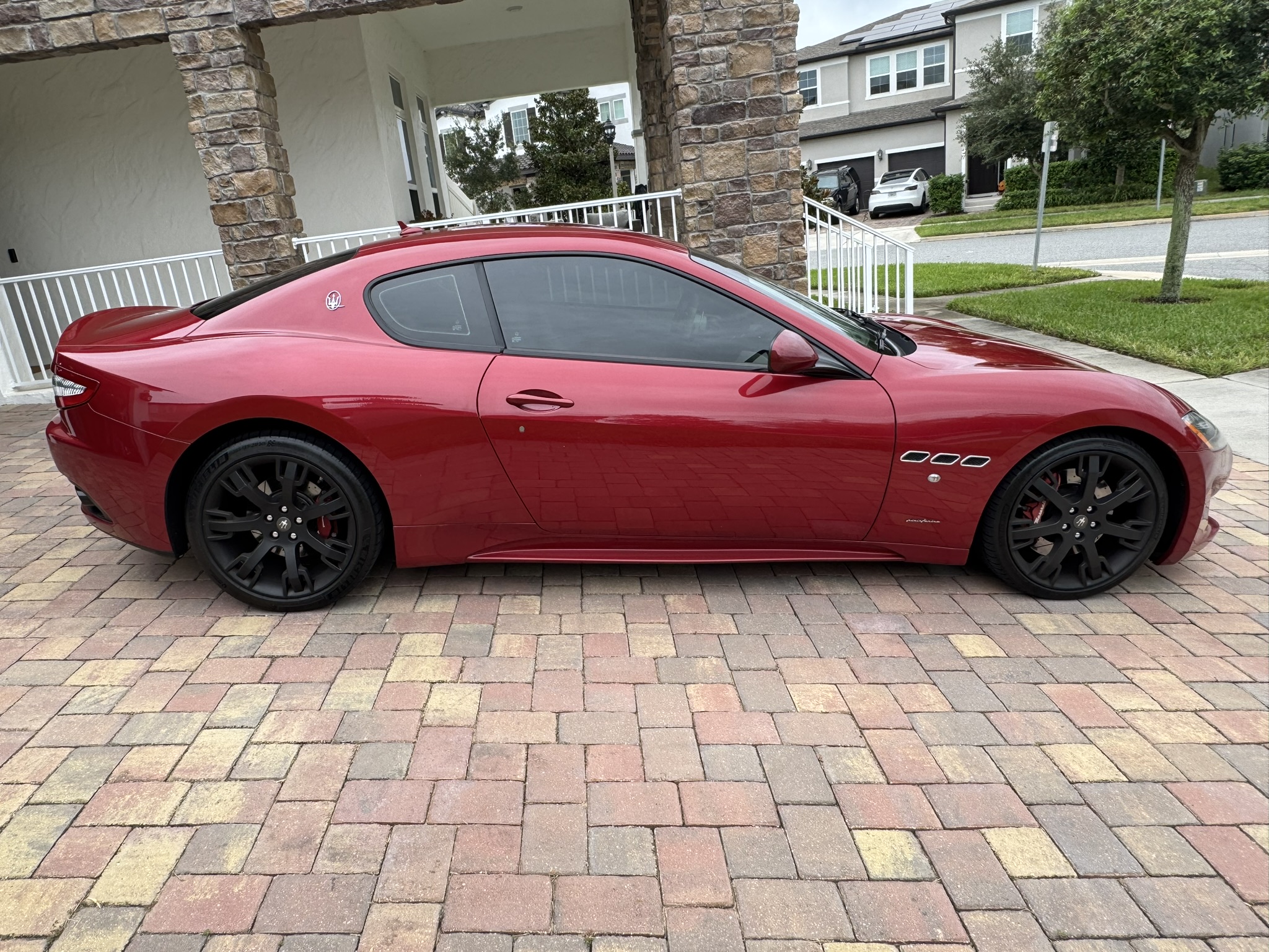 Used 2013 Maserati GranTurismo Sport RWD image 13