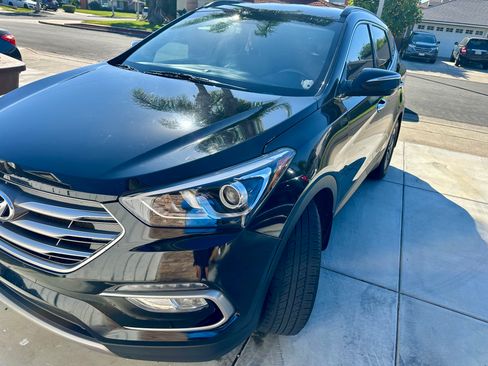 Used 2017 Hyundai Santa Fe Sport image 5
