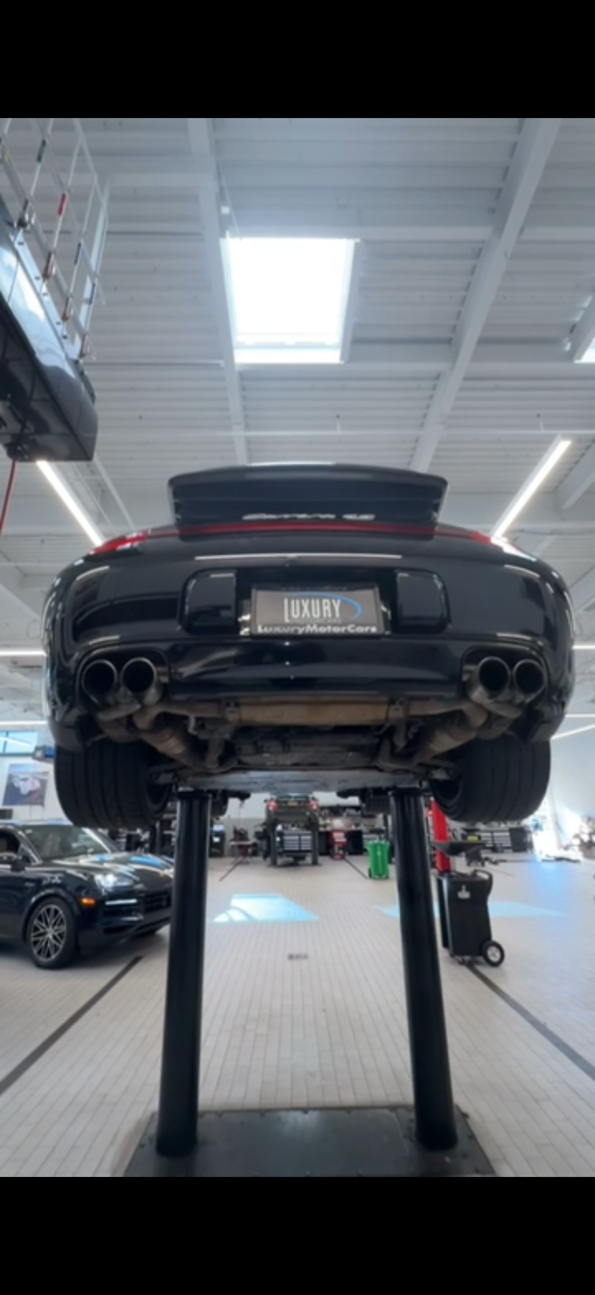 Used 2011 Porsche 911 Carrera 4S AWD/4WD image 29