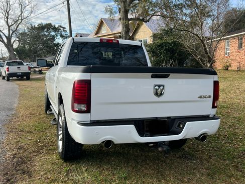 Used 2015 RAM 1500 Sport w/ Convenience Group image 4