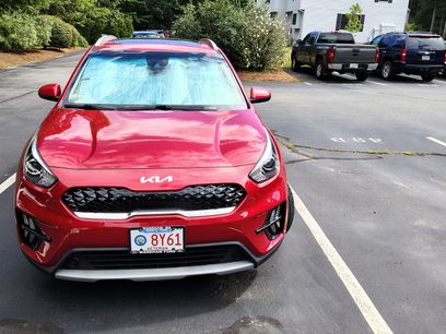 Used 2022 Kia Niro LXS