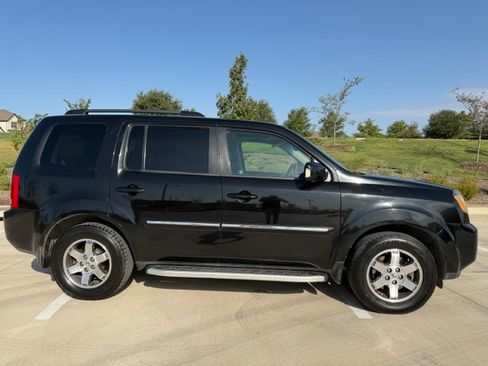 Used 2011 Honda Pilot Touring image 5
