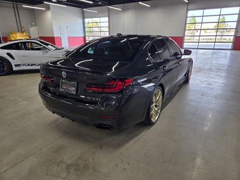 Used 2023 BMW M550i xDrive w/ Executive Package image 5
