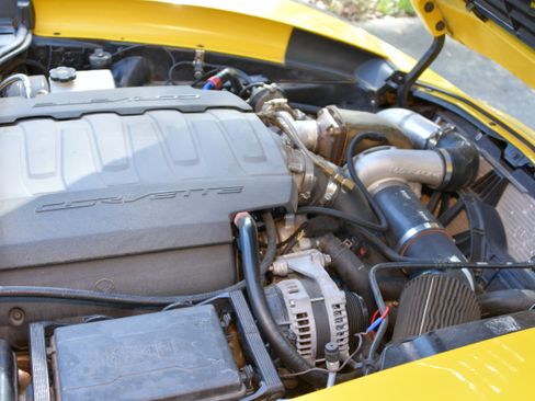 Used 2014 Chevrolet Corvette Stingray Coupe w/ 2LT Preferred Equipment Group image 17