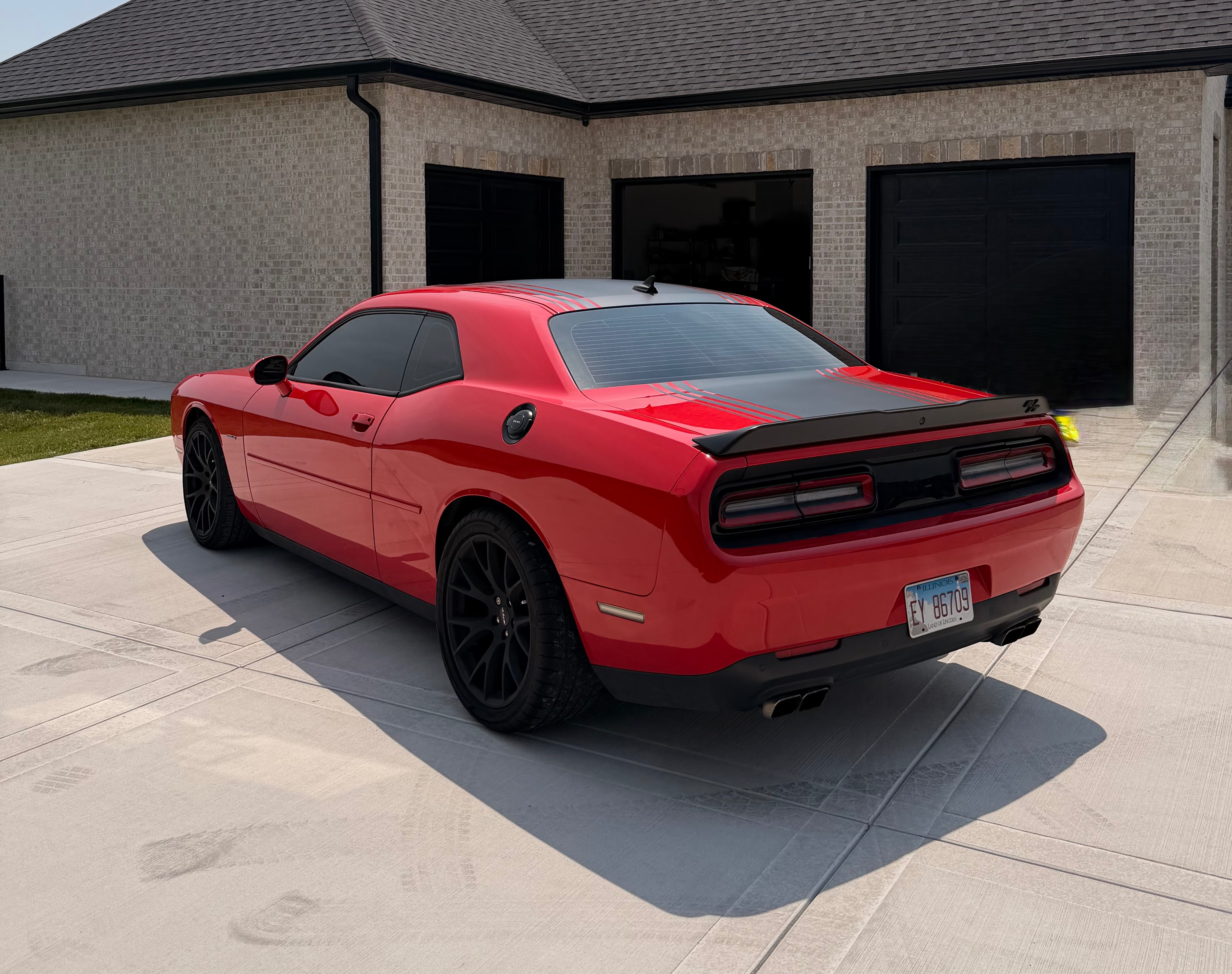 Used 2016 Dodge Challenger R/T Plus RWD image 6