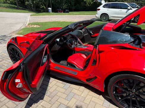 Used 2019 Chevrolet Corvette Grand Sport w/ Z07 Performance Package RWD image 22