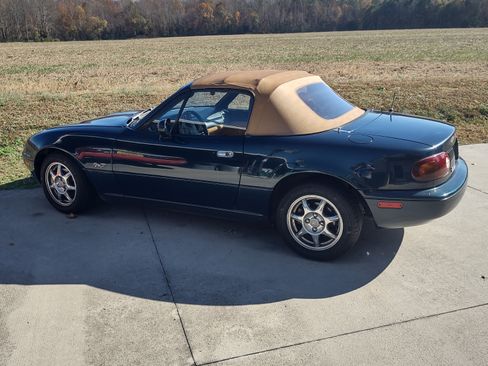Used 1994 MAZDA MX-5 Miata image 6