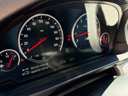 Used 2014 BMW M5 Sedan 4D image 12