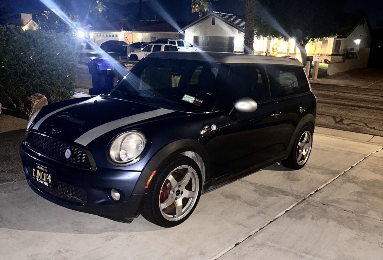 Used 2009 MINI Cooper Clubman John Cooper Works FWD image 1