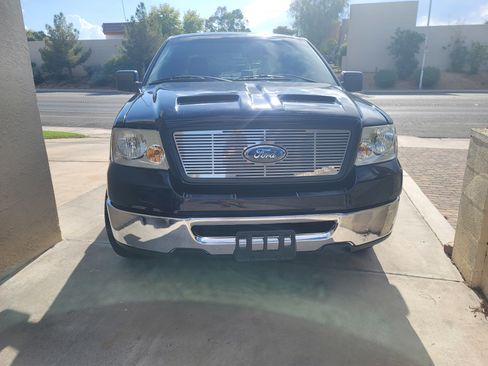 Used 2006 Ford F150 XLT image 2