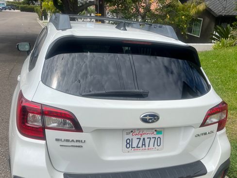 Used 2019 Subaru Outback 2.5i Limited w/ Popular Package #2 AWD/4WD image 10