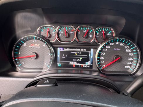 Used 2016 Chevrolet Silverado 1500 LT w/ Texas Edition image 10