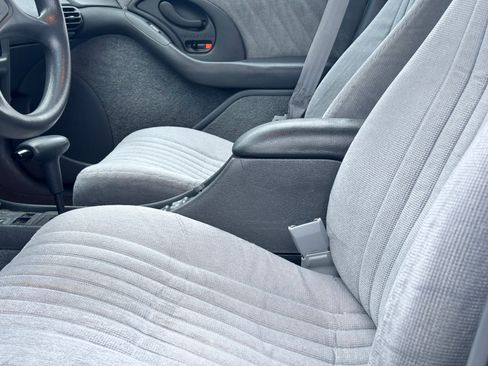 Used 1992 Pontiac Grand Am SE image 14