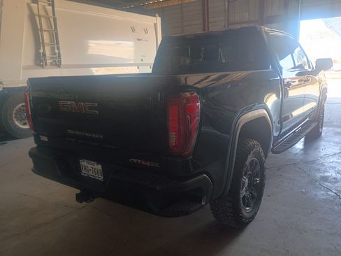 Used 2024 GMC Sierra 1500 AT4X AWD/4WD image 4