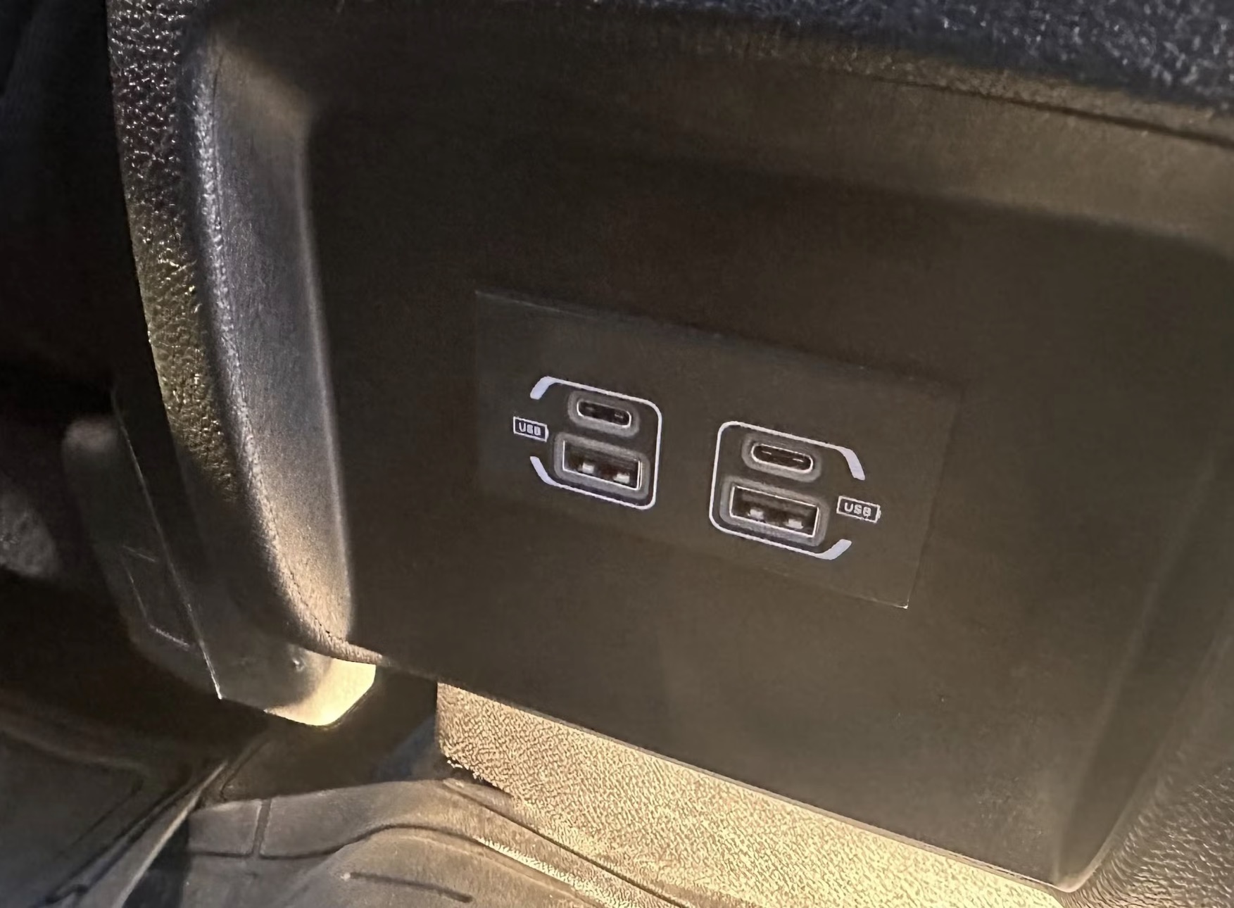 Used 2021 Jeep Cherokee Latitude Lux AWD/4WD image 6